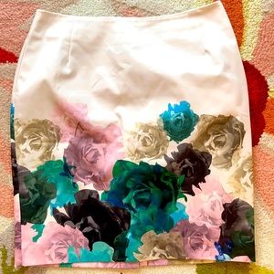 Beautiful white skirt with floral print